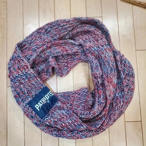 Patriots knitted infinity scarf